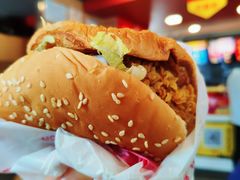 -麦当劳(长江西路得来速店)