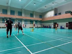 -莘城学校羽毛球馆