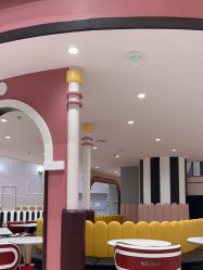 -奈尔宝·儿童乐园·亲子餐厅(鄞州万达店)