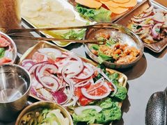 -围炉肉舍•炭烤活鳗•丹东海鲜烤肉(步行街店)