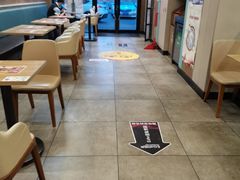 大堂-魏家凉皮(梨园店)