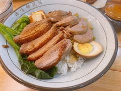 鹅肉拼鹅肝饭-狮头牌卤味研究所·卤味饭(花城汇南区店)