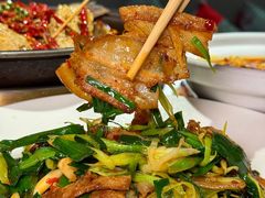 -辣尚瘾·烤鱼·新川菜(牡丹园直营店)