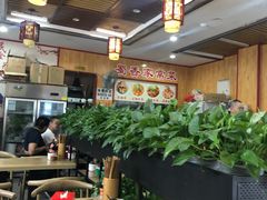 大堂-花溪牛肉米粉(华兴东街店)