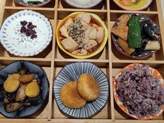 -轻蔬不用等·素食(江苏路店)