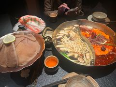 菌菇鸳鸯锅-色響火锅(恒隆广场店)