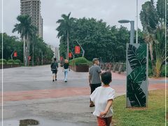 -万绿园