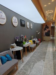 -More摩尔医美の注射线雕光电中心