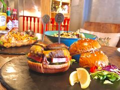 -HIGH FIVE哈福手工汉堡(桂林路店)