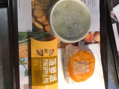 -麦当劳(七宝乐购店)