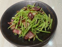 -莲餐厅·湖北菜·潜江小龙虾店(愚园路店)