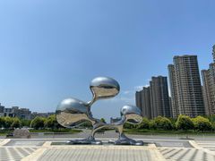 -梦东方未来世界航天主题乐园