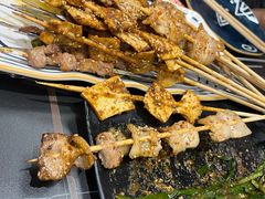 -许哥东北烧烤·铁丳烤串·宫后夹肉(繁花中心店)