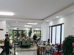 -七的湖·晚芳亭·阳澄湖农家菜·大闸蟹(莲花岛店)