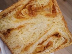 焦糖巴旦木吐司-爸爸糖吐司面包(郑州正弘城店)