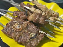-烤肉小伙烤肉店