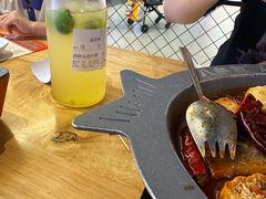 -八条友鲜货烧烤·脆皮烤鱼(石岩旗舰店)