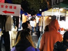 -吴山路夜市