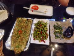 -何师烧烤·香辣蟹·川菜·30年老品牌(太古里旗舰店)