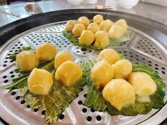 粘豆包-粘豆包柴火铁锅炖