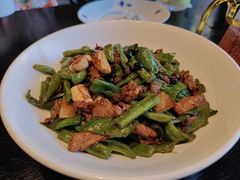 辣椒四季豆炒肉-简小舍·民间手艺菜(武昌江滩店)