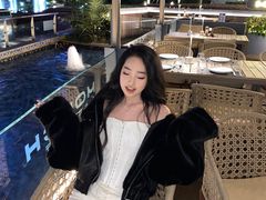 -MONICH牛排融合餐厅(和义大道购物中心店)