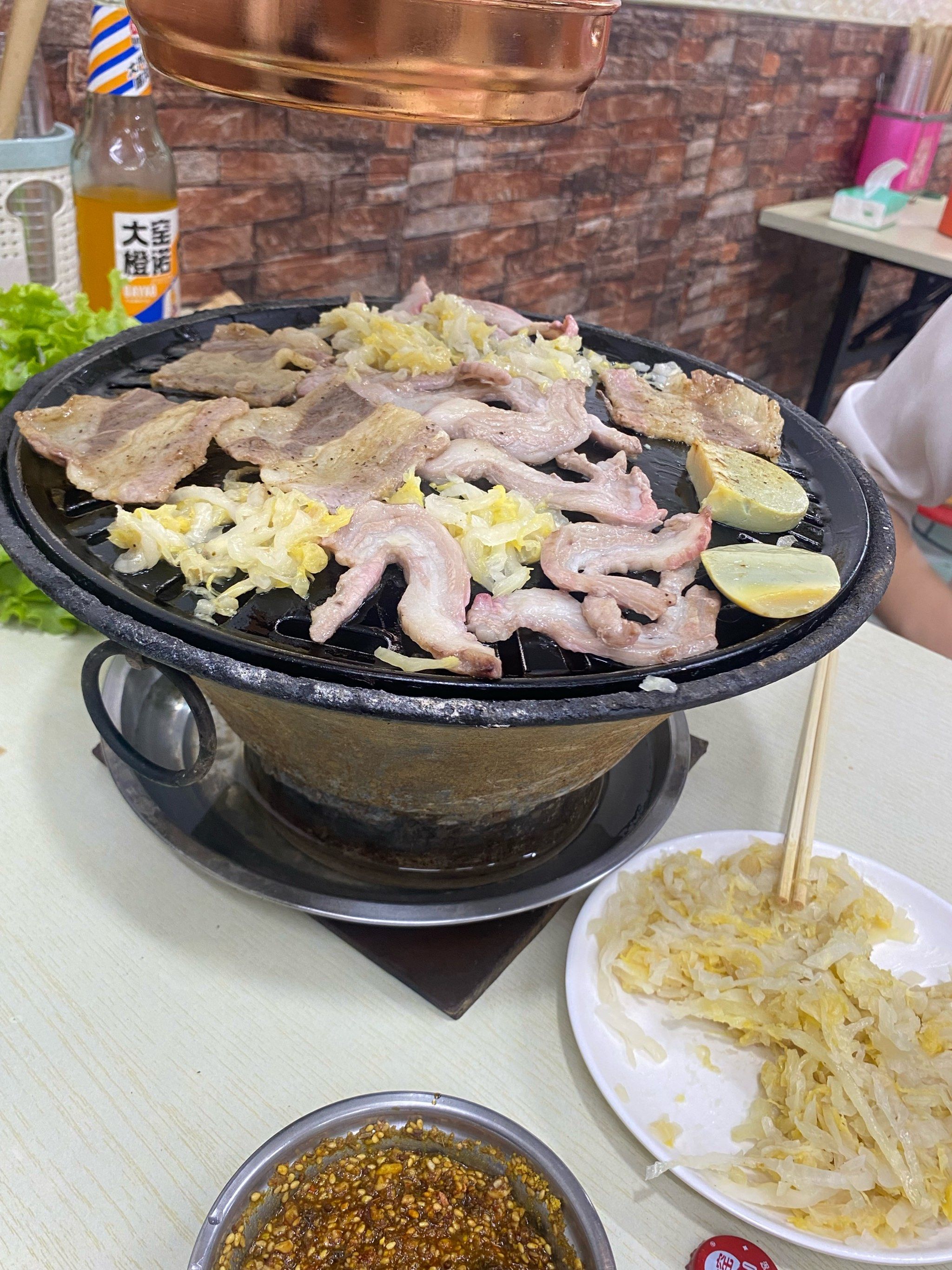 原始泥炉地锅烤肉