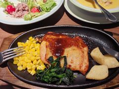 -LuOne凯德晶萃广场(徐家汇路店)