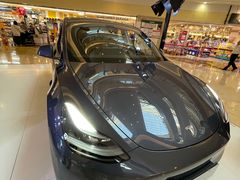 -TESLA 特斯拉(北京颐堤港体验店)
