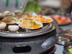 -围炉肉舍•炭烤活鳗•丹东海鲜烤肉(步行街店)