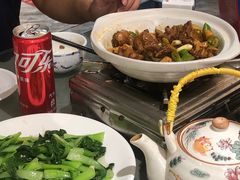 -梓檚中餐厅湖北菜小龙虾武昌鱼排骨藕汤(黄鹤楼店)