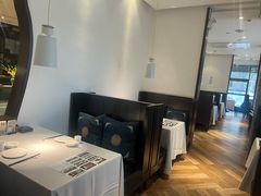 -毛家饭店·30年融合新湘菜(汉峪金谷店)