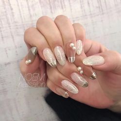 -摩睫+皮肤管理·科学美容中心