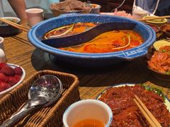 -王歘歘·chuǎ火锅(五道营店)