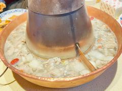 清汤锅-东镇老火锅(长春路首店)