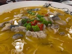 酸汤鱼-将就吃农家特色土菜馆