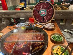 -周小明火锅(黑金冠社区店)