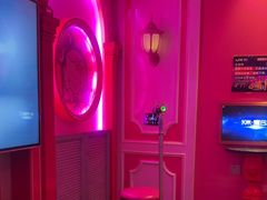 -UK派对KTV(日月广场店)
