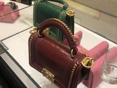 -CHANEL(恒隆广场店)