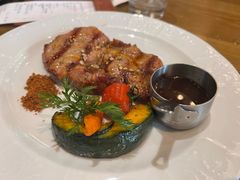 -西语炭烧牛排·西厨(石龙店)