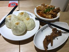-凤起龙游老面包子(凯德晶品店)