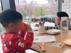 -必胜客(柳州万象城店)