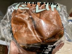墨魚汁雞肉芝士面包-PAPER STONE BAKERY(天环店)