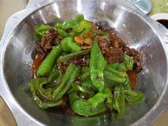 招牌手撕鸭-二厨·吊桥小院·脆皮烧鸡公·本地农家菜(沿江西路店)