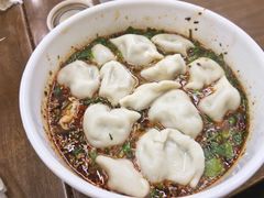 酸汤牛肉水饺-回坊马二饺子馆