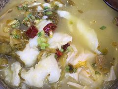 -周鱼小馆石锅酸菜鱼(活力汇店)