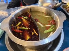 -牛华周记麻辣烫起源店
