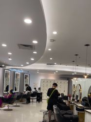 点击看大图 -八佰伴8008星级形象店