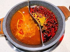 番茄鸳鸯锅-玉林串串香(九号天地店)