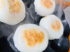 -果松木炭酸菜铜火锅·外婆参鸡汤